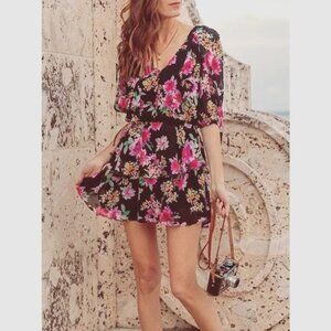 NWT Yumi Kim Paradise Villa Floral Mini Dress M